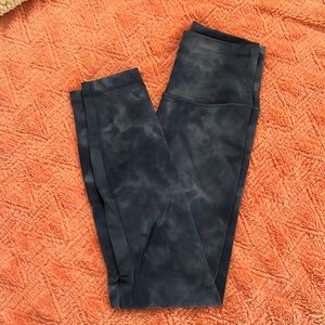 Lululemon Wunder Train High-Rise Tight 25”